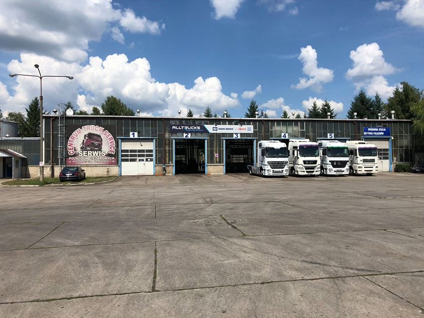 Naprawy silników, skrzyń biegów hamulców i ogrzewania w tirach , Centrum Truck Service Arkadiusz Drążewski, Szczecin